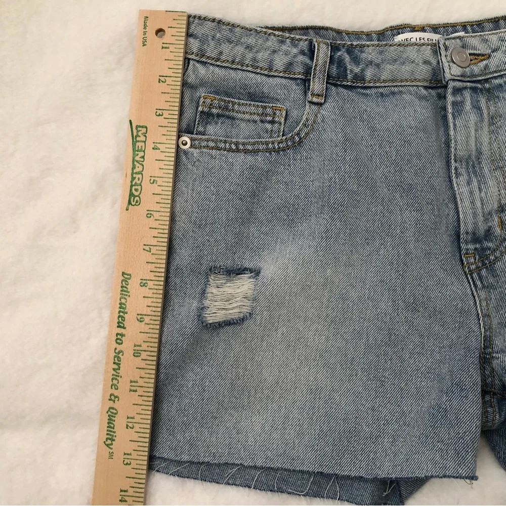 AVEC LES FILLES JEAN SHORTS SIZE 29 HIGH WAIST RAW HEM DISTRESSED NWT - Picture 13 of 14